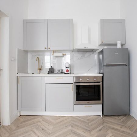 Etoile City Center Apartments Belgrado Buitenkant foto