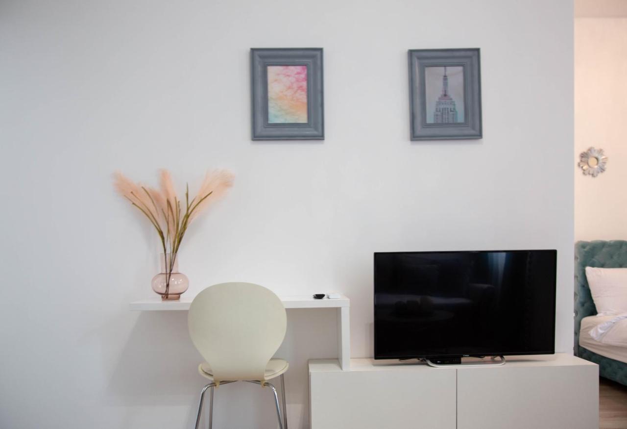 Etoile City Center Apartments Belgrado Buitenkant foto