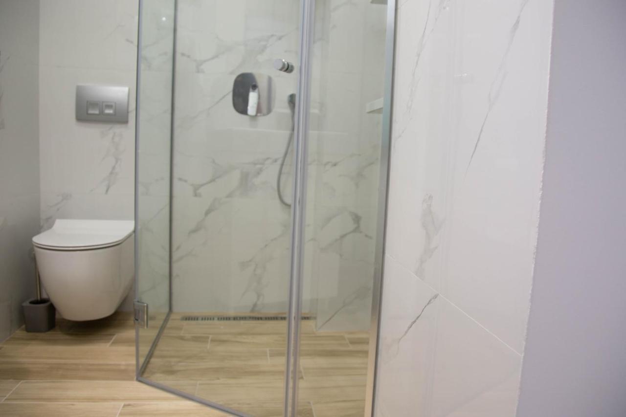 Etoile City Center Apartments Belgrado Buitenkant foto