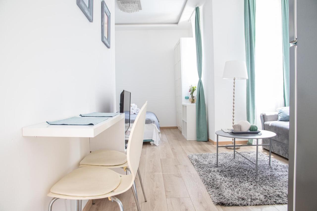 Etoile City Center Apartments Belgrado Buitenkant foto