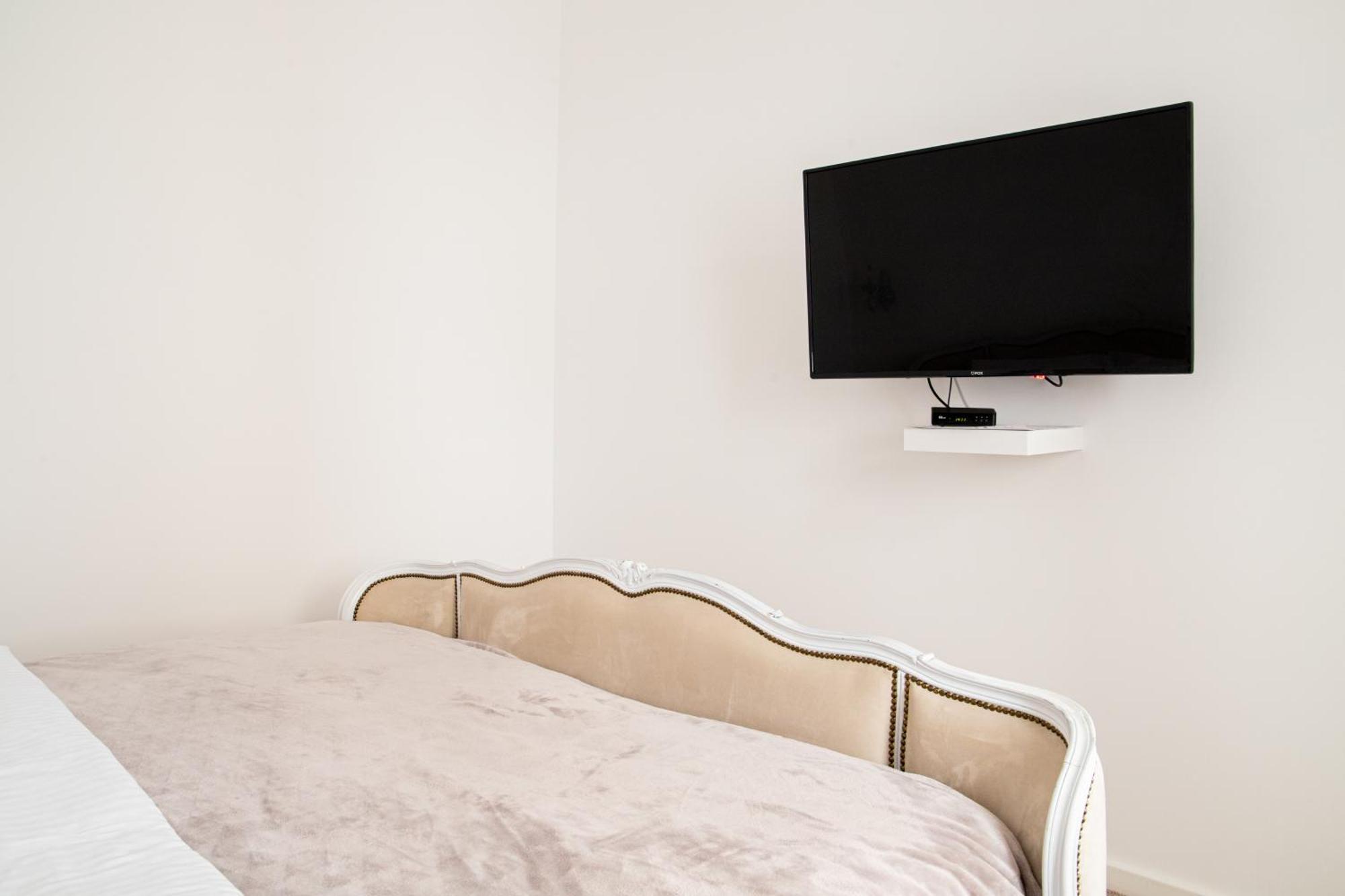 Etoile City Center Apartments Belgrado Buitenkant foto